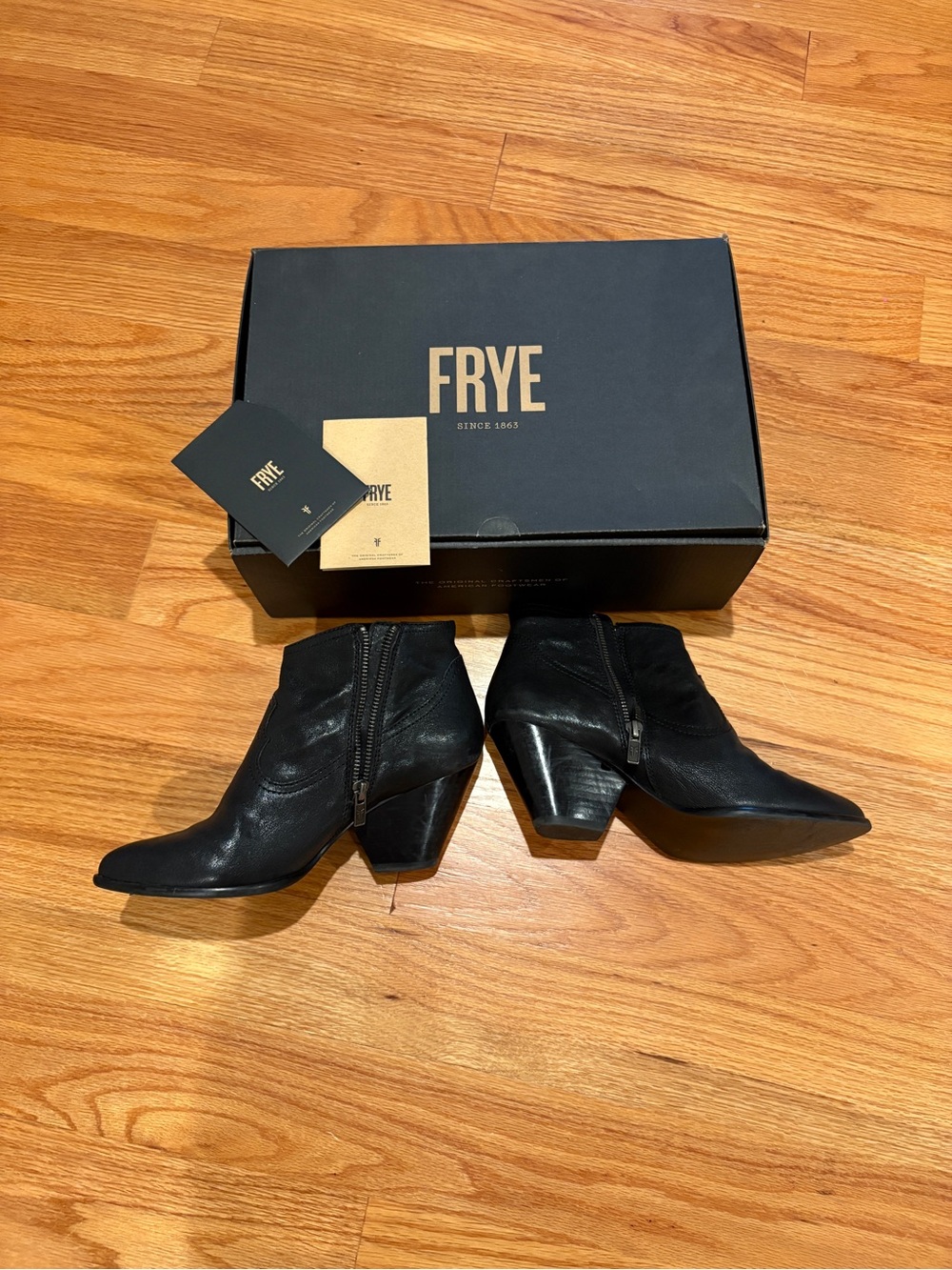 FRYE Black Pointed Leather Reina Ankle Booties with Side Zip - Picture 7 of 14